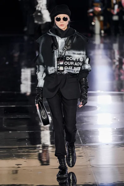 Look 92